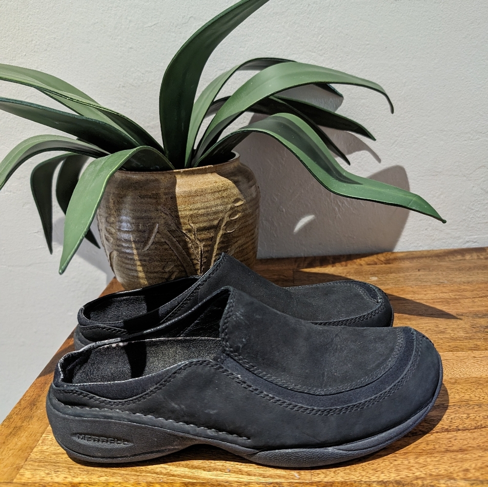 Merrell primo scoop midnight slip on‎ suade shoe black size 8